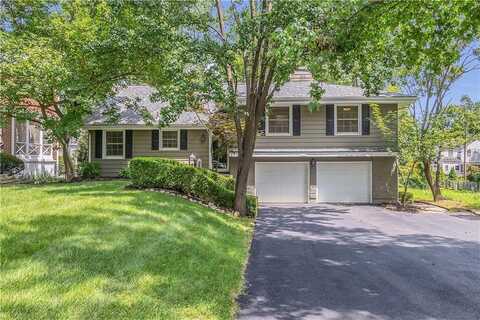 5551 Fairway Road, Fairway, KS 66205