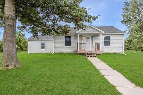 7486 Newton Road, Odessa, MO 64076