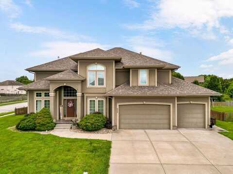 500 NE Woodpark Lane, Lees Summit, MO 64086