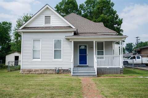 2411 Crawford Avenue, Parsons, KS 67357