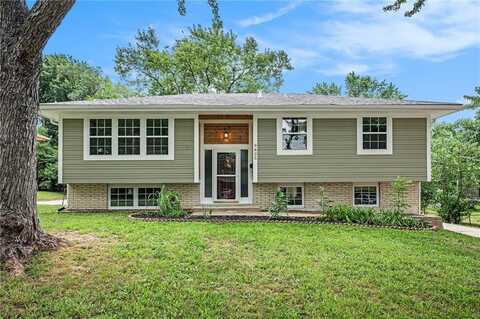 9825 Drury Avenue, Kansas City, MO 64137