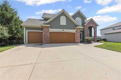 6603 NW 103 Street, Kansas City, MO 64154