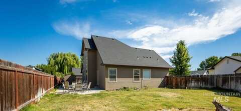 1805 W Lotus Ponds Ct, Nampa, ID 83651