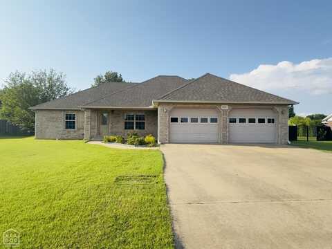 3001 Newcastle Drive, Paragould, AR 72450
