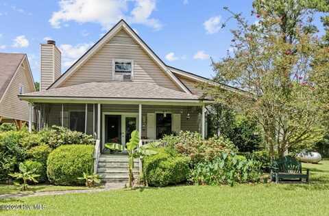 208 Dixon Circle, Washington, NC 27889