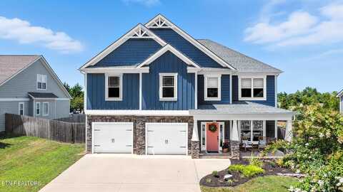 1933 Clearmill Drive, Lenoir City, TN 37772