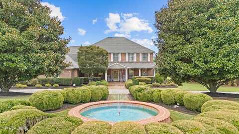 826 Barrington Blvd, Maryville, TN 37803