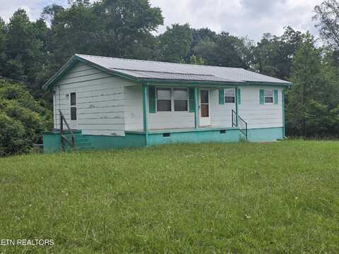 3322 Shipe Rd, Corryton, TN 37721