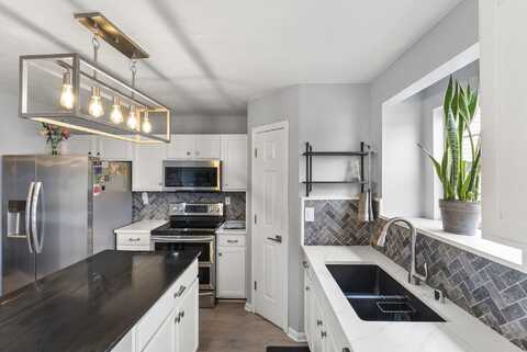 3353 Royal Troon Road, Lexington, KY 40509