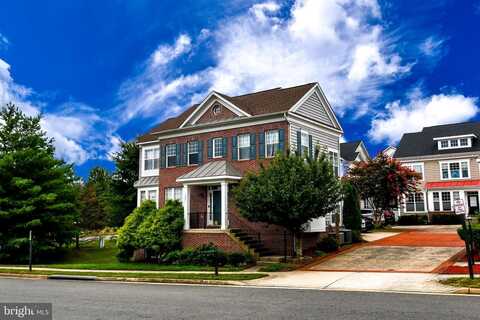 10001 ORLAND STONE DR, BRISTOW, VA 20136