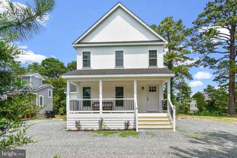 5421 & 5423 DEEP HOLE RD, CHINCOTEAGUE ISLAND, VA 23336