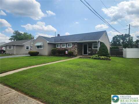 2063 Cloverdale Road, Bethlehem, PA 18018