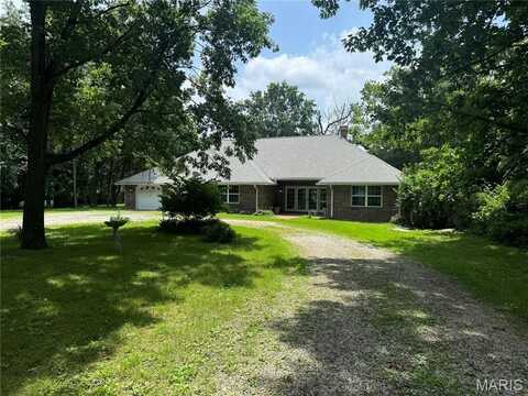 31470 E Bartlett Road, Brighton, IL 62012