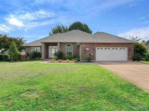 1306 Stonegate Street, Farmington, MO 63640