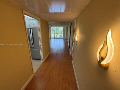 3351 S Palm Aire Dr, Pompano Beach, FL 33069