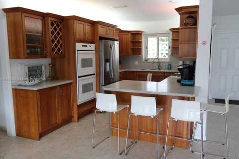 2424 SE 9th St, Pompano Beach, FL 33062