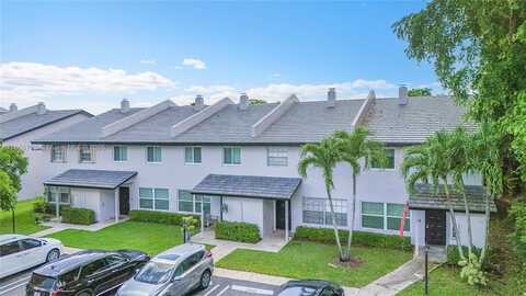 4271 Coral Springs Dr, Coral Springs, FL 33065
