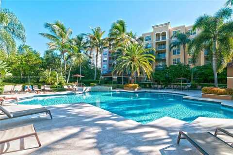 19555 E Country Club Dr, Aventura, FL 33180