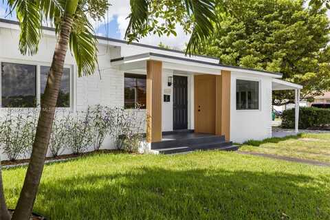 5410 SW 2nd St, Miami, FL 33134