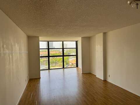 200 Leslie Dr, Hallandale Beach, FL 33009