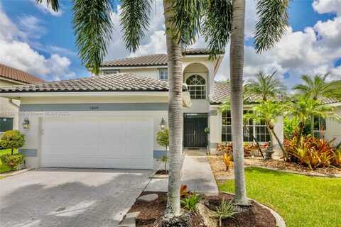 18449 NW 13th St, Pembroke Pines, FL 33029