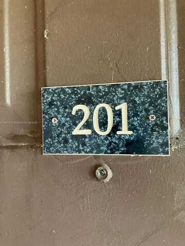 2833 N Course Dr, Pompano Beach, FL 33069