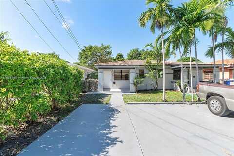 880 NW 31st Ave, Miami, FL 33125