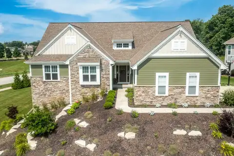 W239n7521 High Ridge Dr, Sussex, WI 53089