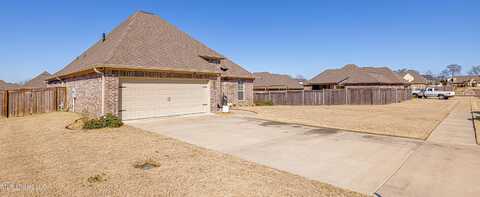 207 Sweetbriar Circle, Canton, MS 39046