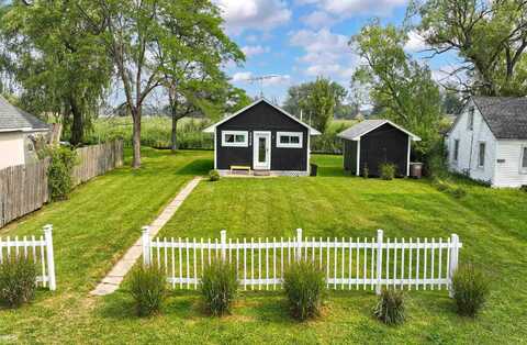 2458 Cottage Lane, Harsens Island, MI 48028