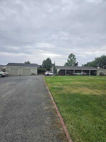 318 NW Birch Lane, Madras, OR 97741