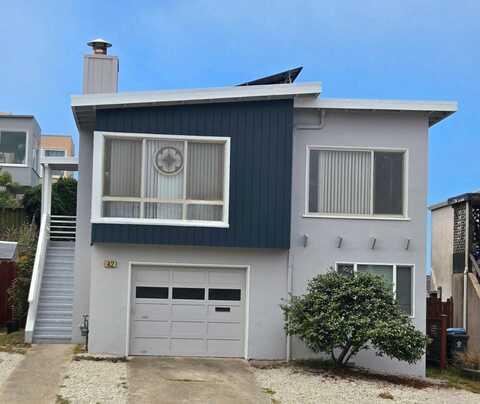 42 Skyline DR, DALY CITY, CA 94015