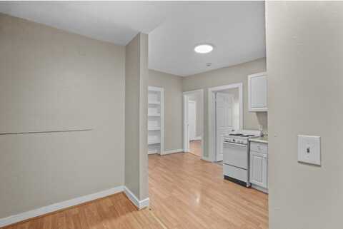 24 Charlton Street, Worcester, MA 01608