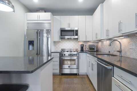 111 B St, Boston, MA 02127