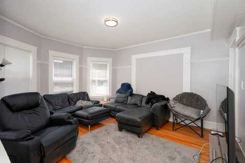 287 Medford St, Somerville, MA 02143