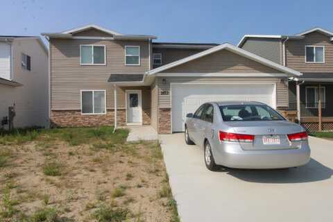 2613 Granite Drive, Minot, ND 58703