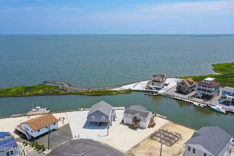 102 Curlew Road, Tuckerton, NJ 08087