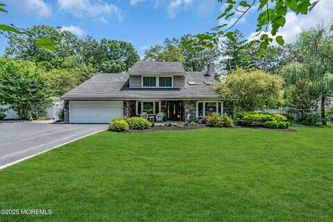 154 Tilton Drive, Freehold, NJ 07728