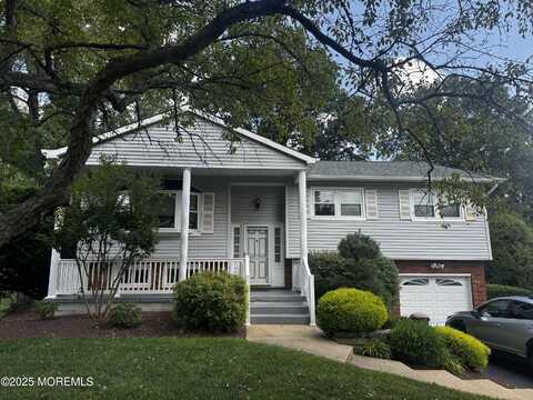 5 Lowell Road, Manalapan, NJ 07726