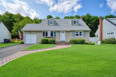 144 Radcliff Drive, East Norwich, NY 11732