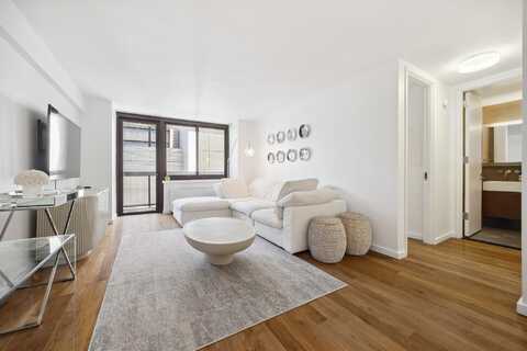 515 E 72nd Street, New York (Manhattan), NY 10021