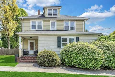29 Ford Street, Glen Cove, NY 11542