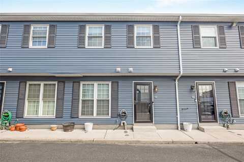 116 Westend Avenue, Freeport, NY 11520