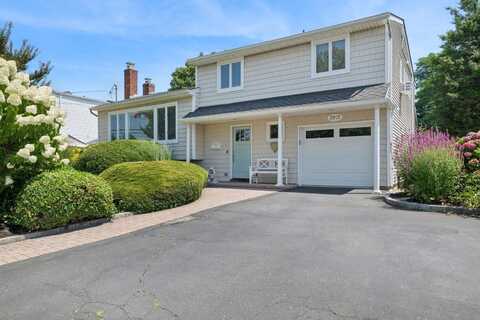 2975 Susan Road, Bellmore, NY 11710