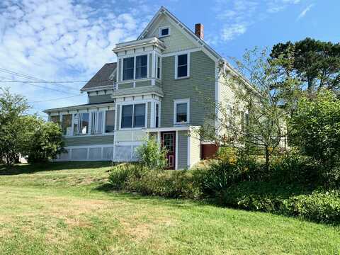 66 Main Street, Lubec, ME 04652
