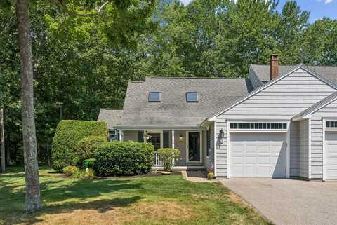 12 Oxford Court, Kennebunk, ME 04043