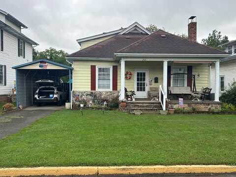 206 Montrose, BLUEFIELD, VA 24605