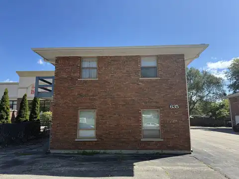 635 N Elmwood Drive, Aurora, IL 60506