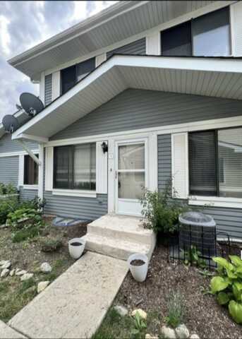 2s763 Winchester Circle E, Warrenville, IL 60555