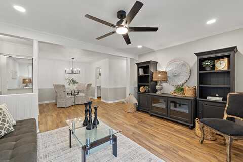 569 Somerset Lane, Crystal Lake, IL 60014